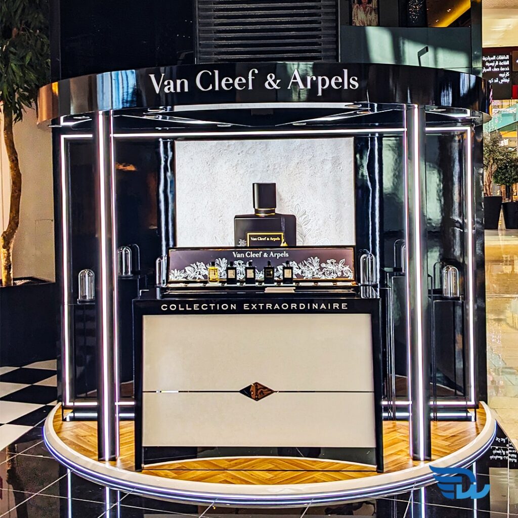 Creative display stands in dubai | display stand manufactores